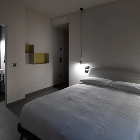 Bbcube Hotel *