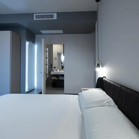 Bbcube Hotel